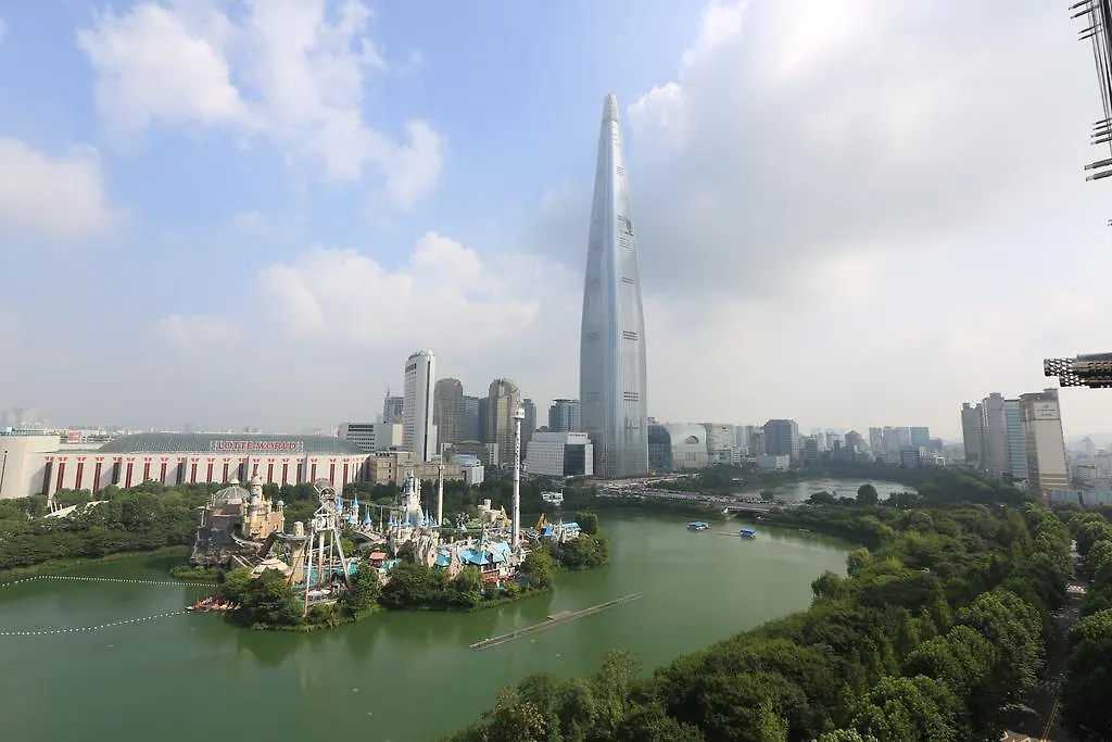סיאול Lotte World Lake View Loft 0*,  קוריאה הדרומית